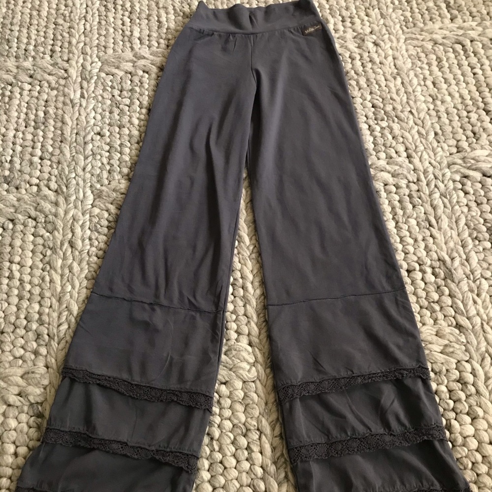Matilda Jane dark gray ruffled pants